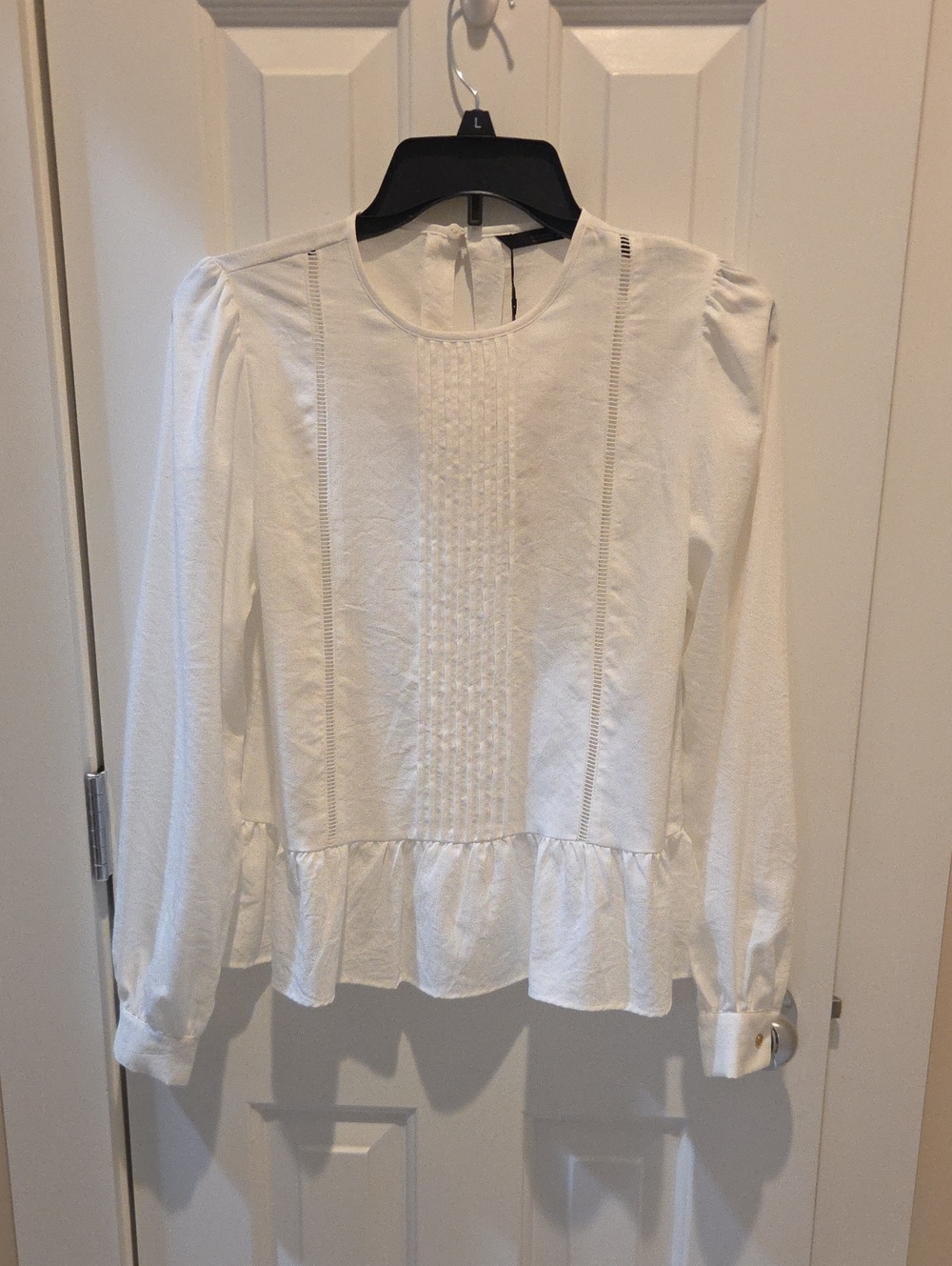 Zara White Ruffle-Hem Long Sleeve Blouse